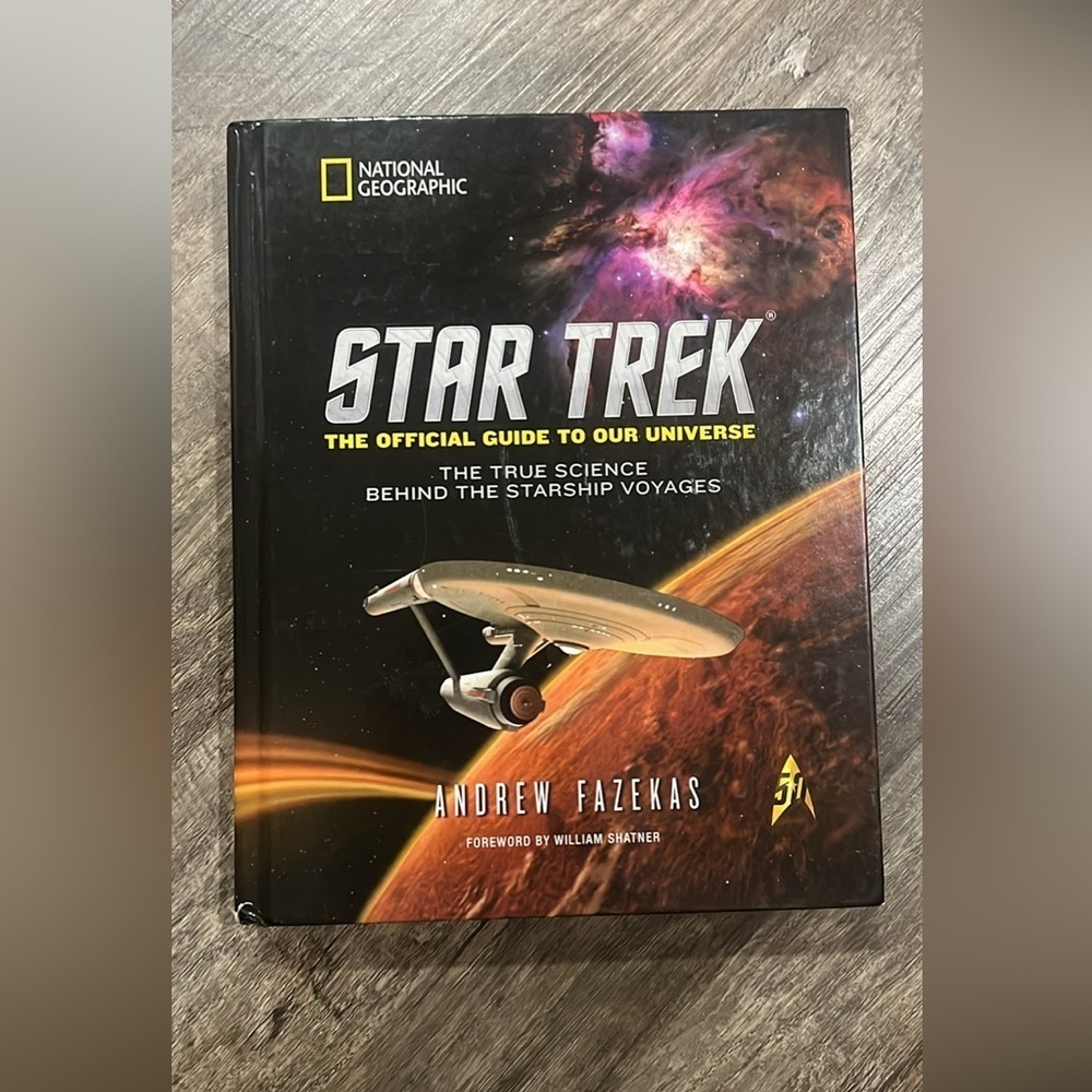 FINAL
PRICE National Geographic Star Trek Guide - Black and Gold